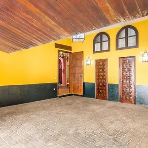  Hébergement de vacances Casa Palacio Sxviii Con Piscina En Centro Historico De