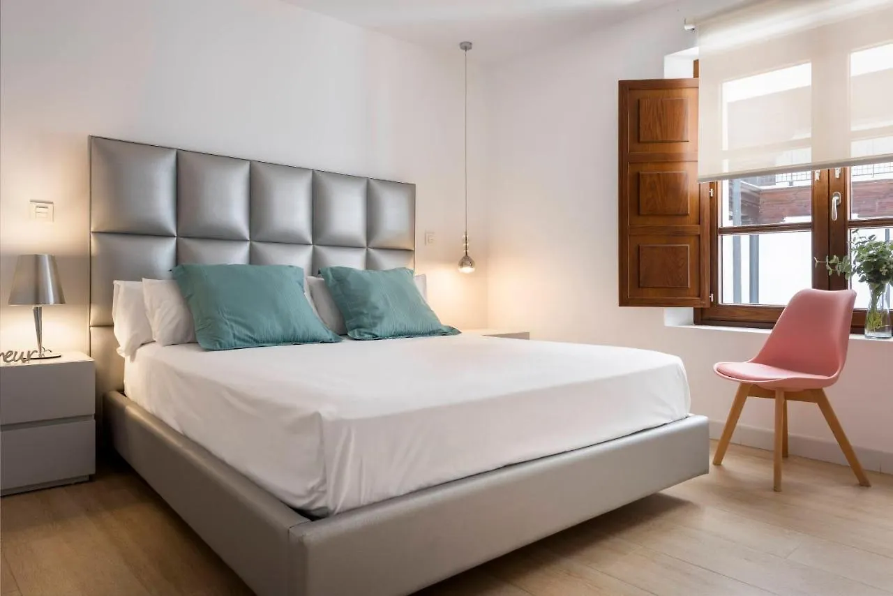 סביליה Palacio Del Siglo XVII Frente A Los Jardines De Murillo 0*,  ספרד