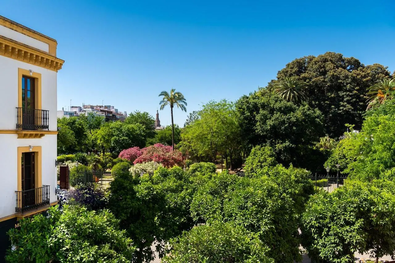 Palacio Del Siglo XVII Frente A Los Jardines De Murillo Севилья Апартаменты