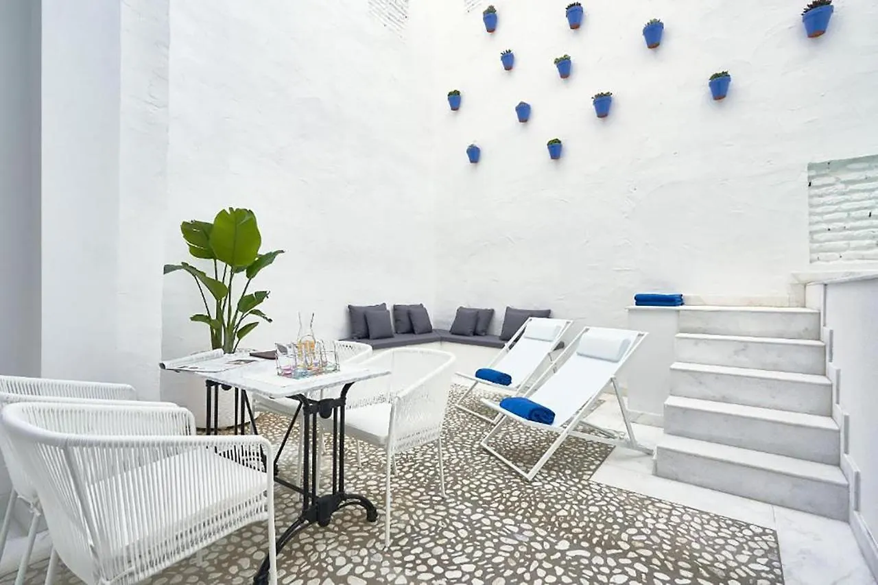 Palacio Del Siglo XVII Frente A Los Jardines De Murillo Sevilla Apartman