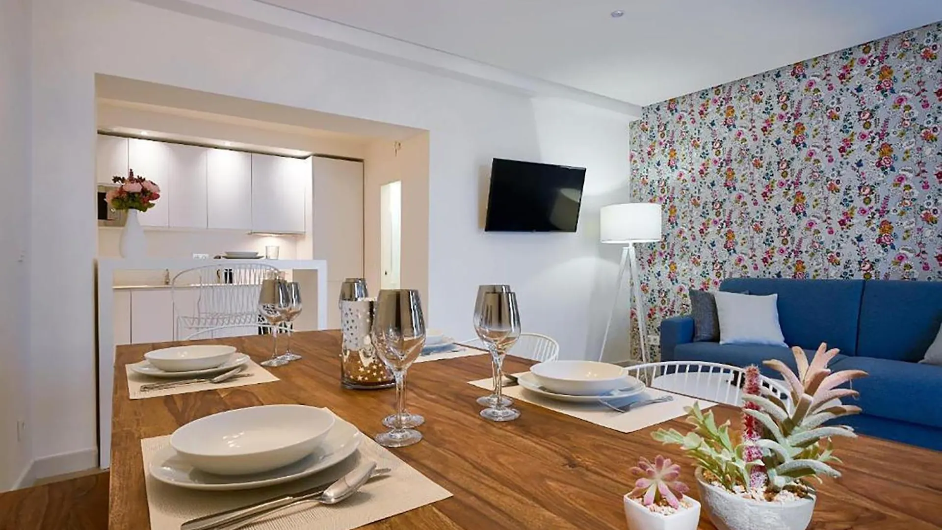 Apartman Palacio Del Siglo XVII Frente A Los Jardines De Murillo Sevilla