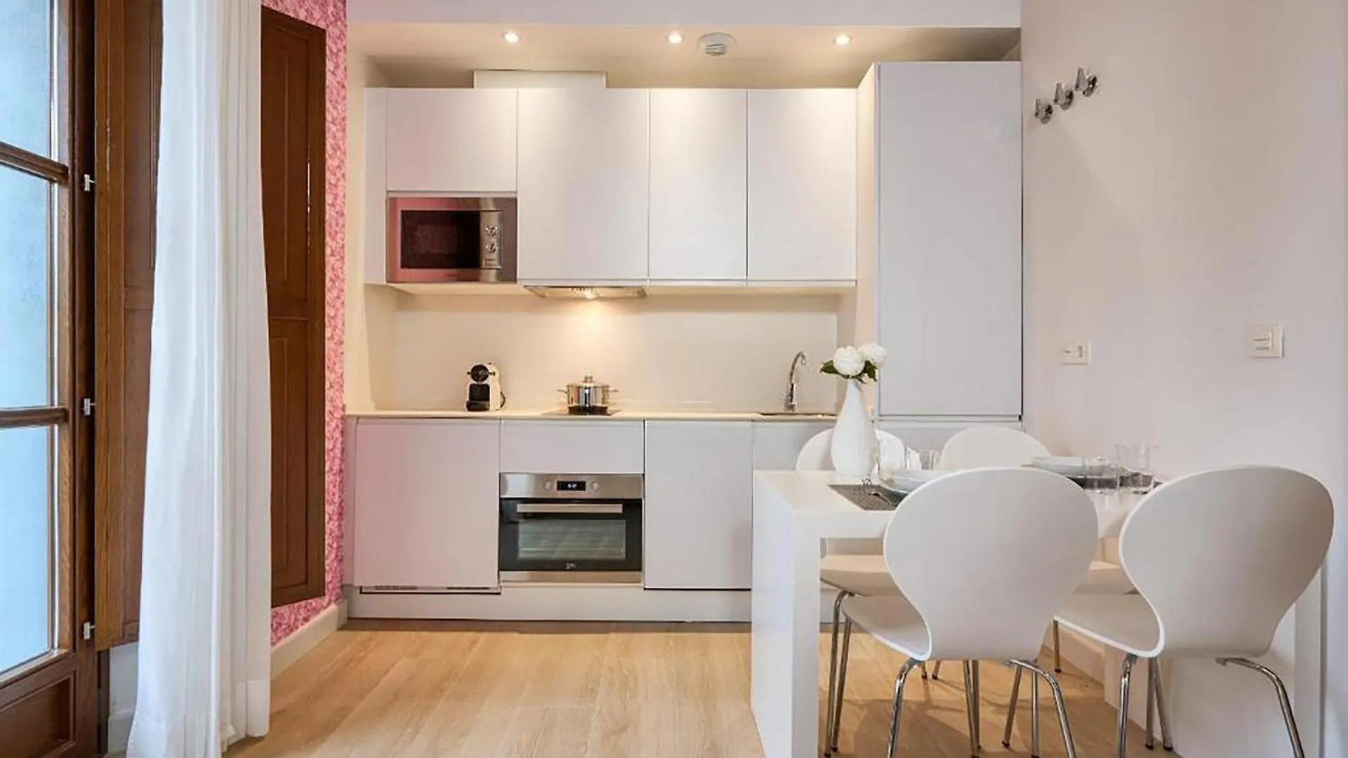 Apartman Palacio Del Siglo XVII Frente A Los Jardines De Murillo Sevilla Spanyolország